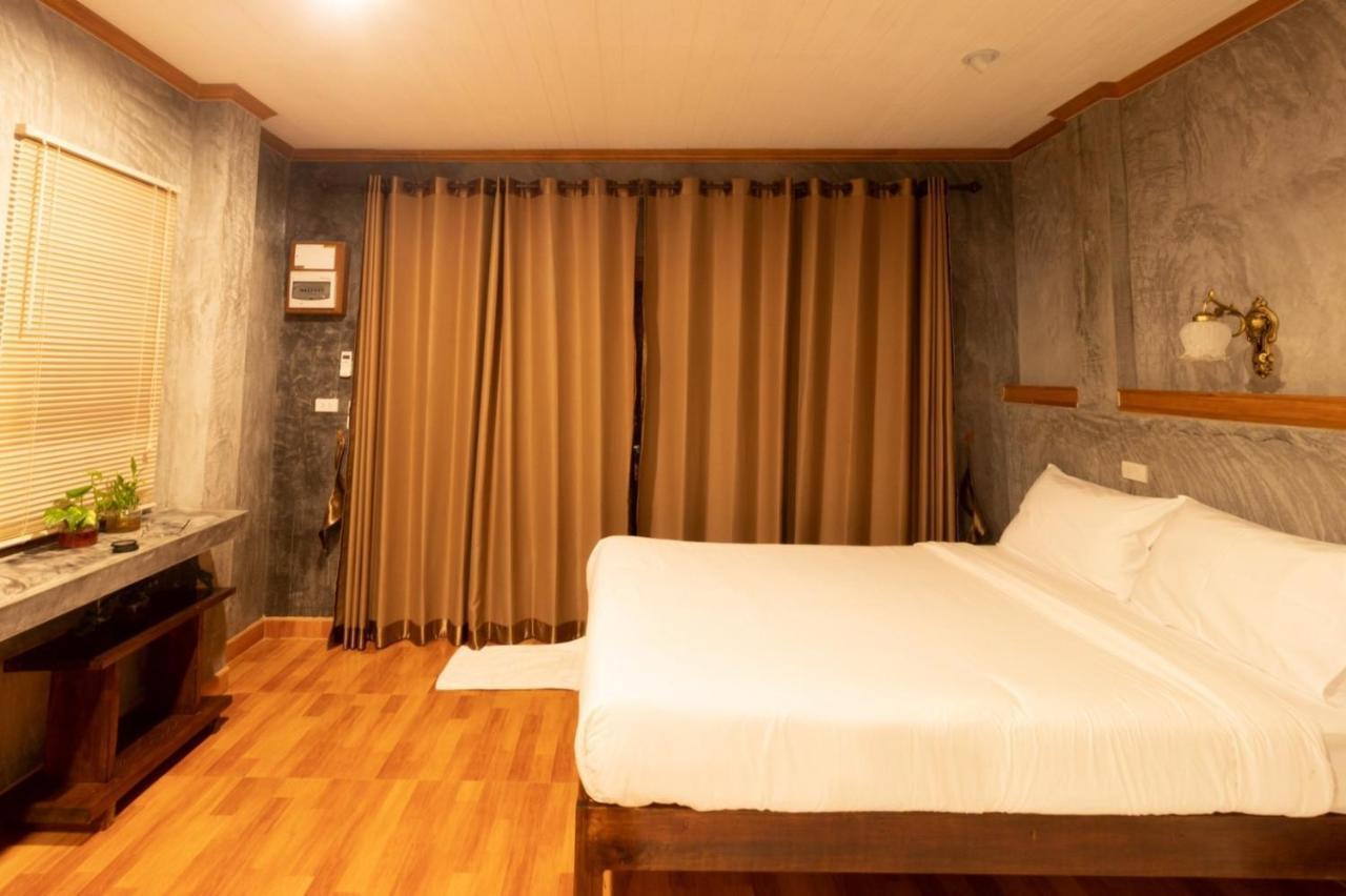 Safina Pool Villa Ko Lanta Esterno foto