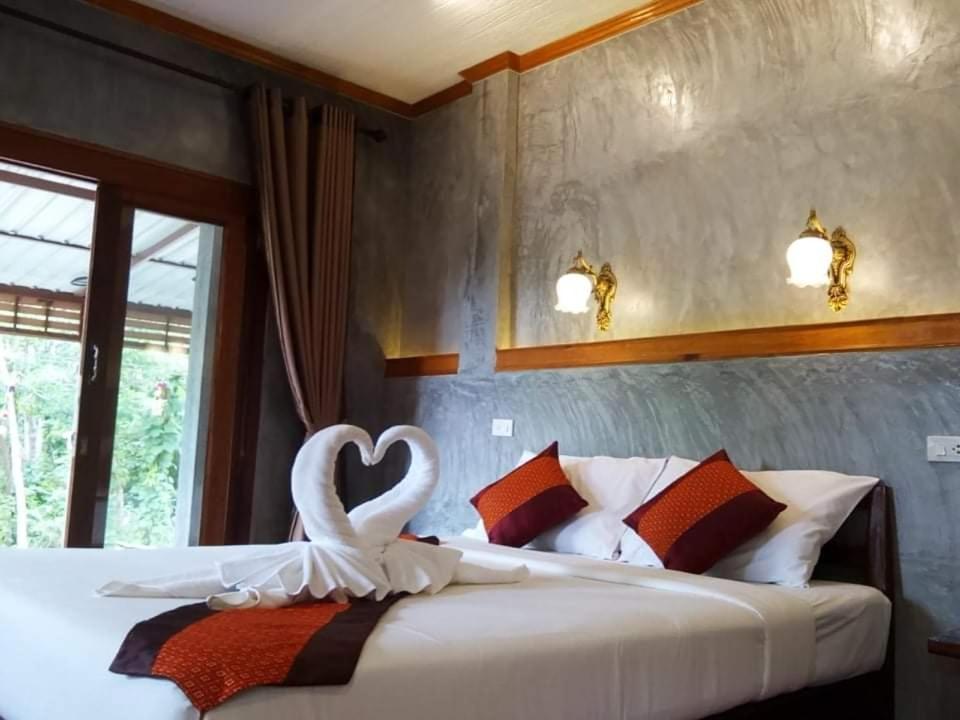 Safina Pool Villa Ko Lanta Esterno foto