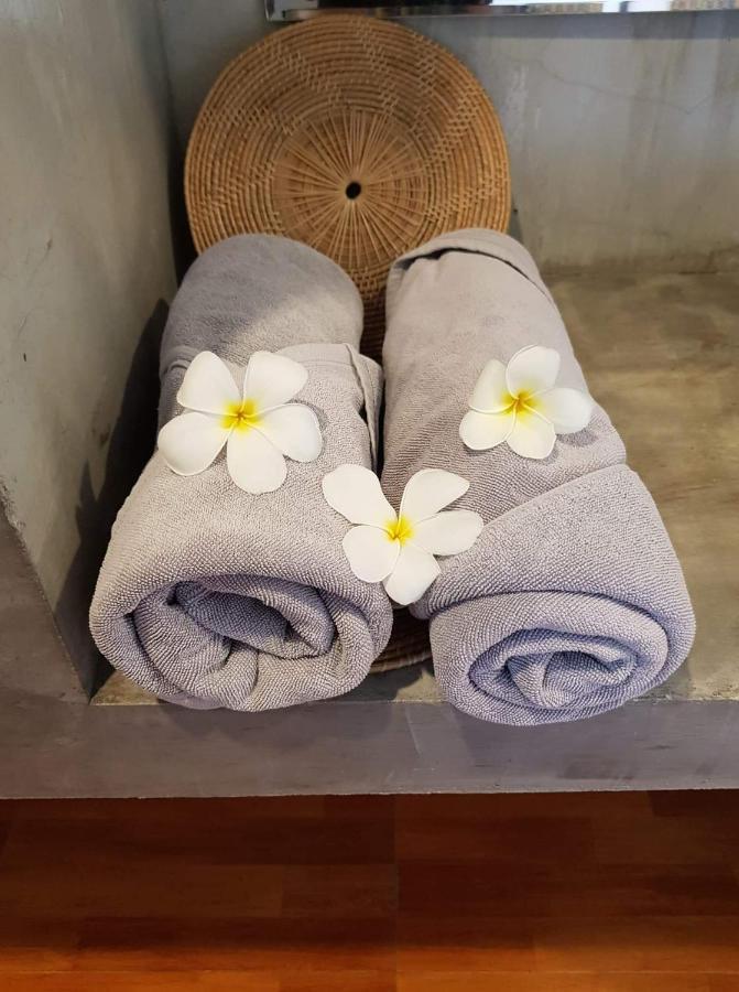 Safina Pool Villa Ko Lanta Esterno foto